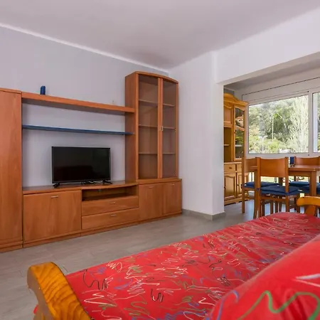 Apartamento Homeholidaysrentals Vall Iii Santa Susana