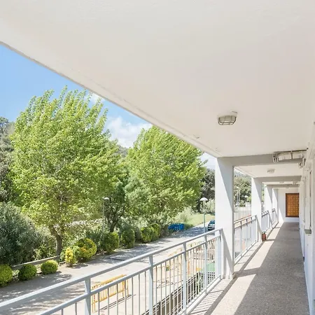 Homeholidaysrentals Vall Iii Santa Susana