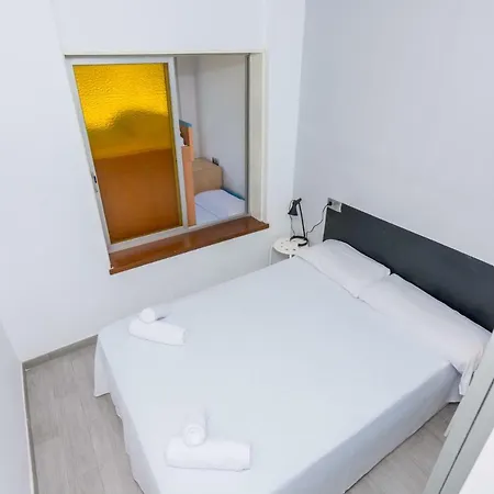 Homeholidaysrentals Vall Iii Santa Susana
